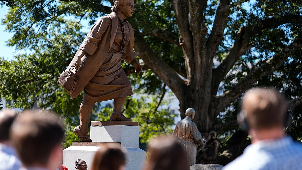 Rosa Parks, Helen Keller