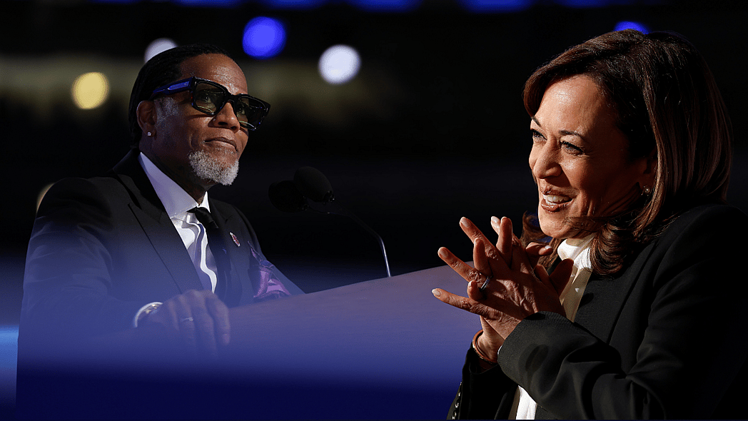 DL Hughley Kamala Harris, Kamala Harris, Kamala Harris campaign, DL Hughley Kamala Harris apology theGrio.com