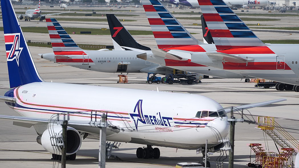 Airlines, Government Shutdown, Flight Cancellations,