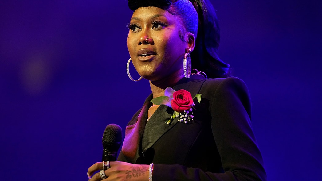 Muni Long, Muni Long lawsuit, Muni Long mental health, Muni Long ex-managaers, Muni Long Chaka Zulu Jeff Dixon theGrio.com