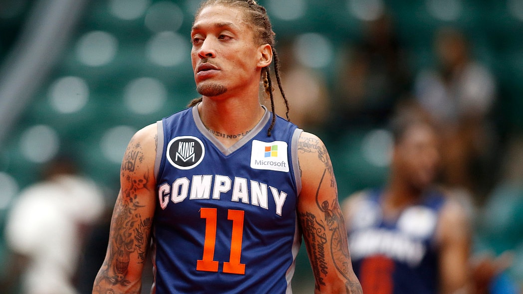 Michael Beasley, Michael Beasley Shannon Sharpe, Michael Beasley giref, Michael Beasley club shay shay theGrio.com