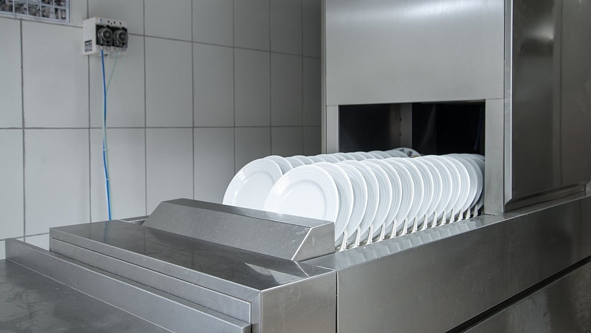 hilton lawsuit thegrio.com