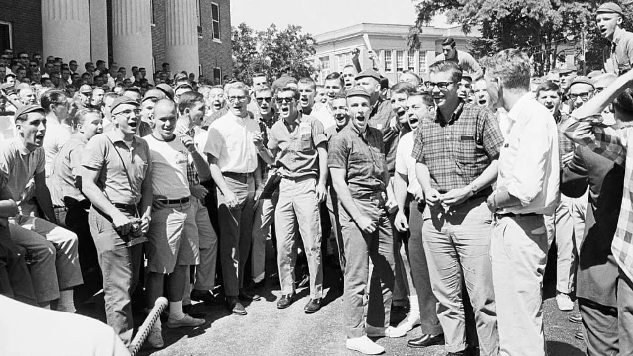 University of Mississippi students demonstrate in 1962