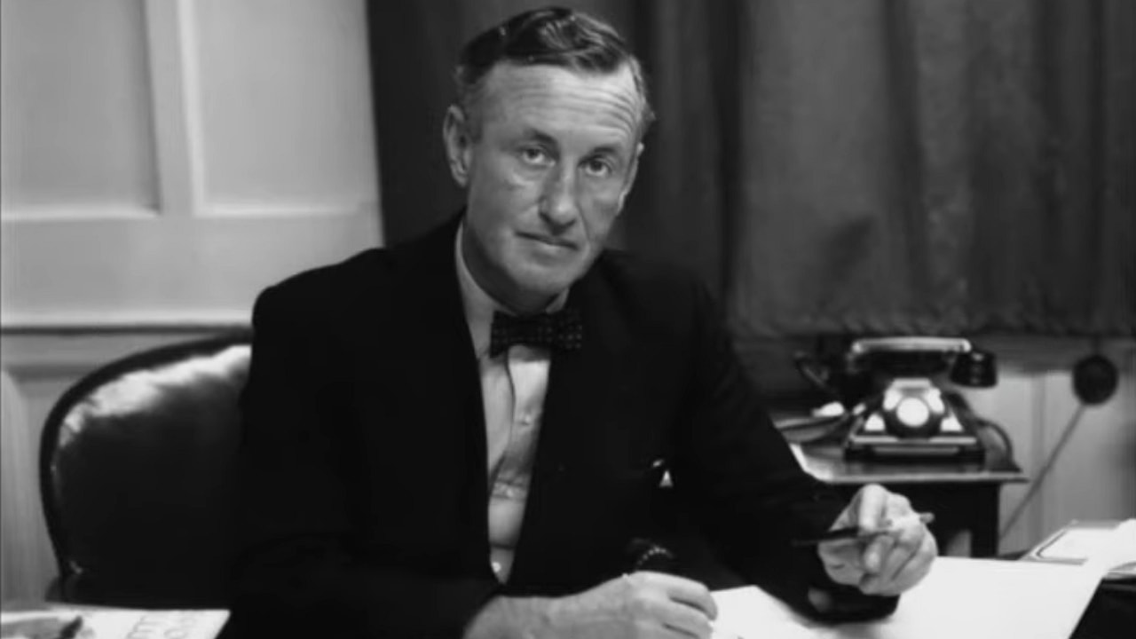 Ian Fleming, James Bond 007 author
