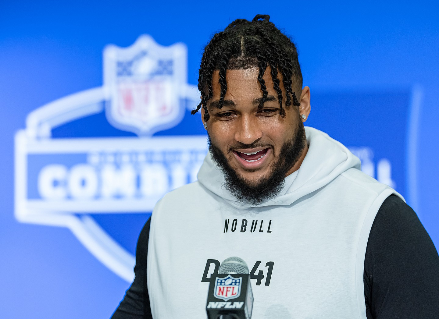 Marshawn Kneeland, Marshawn kneeland Dallas Cowboys, What happened to Marshawn Kneeland, Marshawn Kneeland teammates theGrio.com