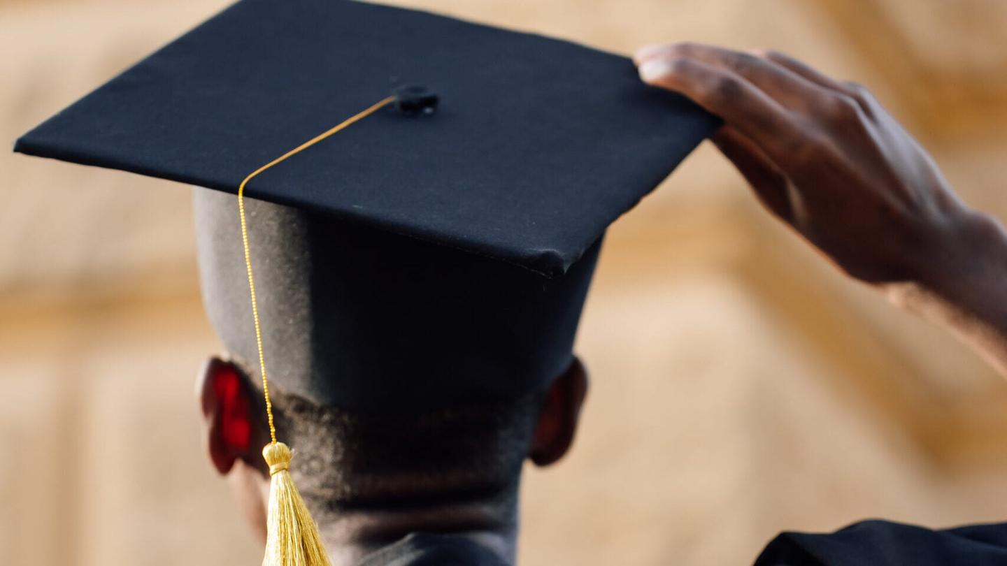 Mantavius Presley, Mantavius Presley scholarships, $1 million scholarships student. student earns $1 million in scholarships theGrio.com