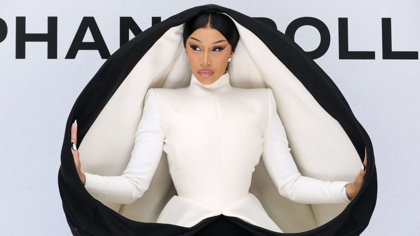Cardi B pregnant, is Cardi B pregnant?, Cardi B reporter, Cardi B court, Cardi B offset, Cardi B stefon diggs, Cardi B kids, Cardi B new album theGrio.com