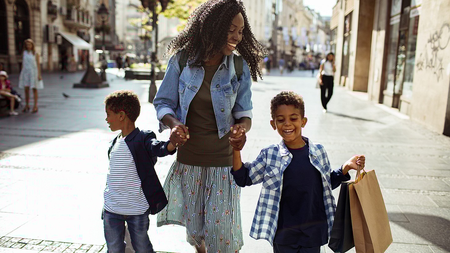 Back to school shopping, Back to School shopping 2024, Back to school 2024, How much do people spend on back to school shopping?, What is the average back-to-school spend?, Back to school spending, back to school spending 2024 theGrio.com