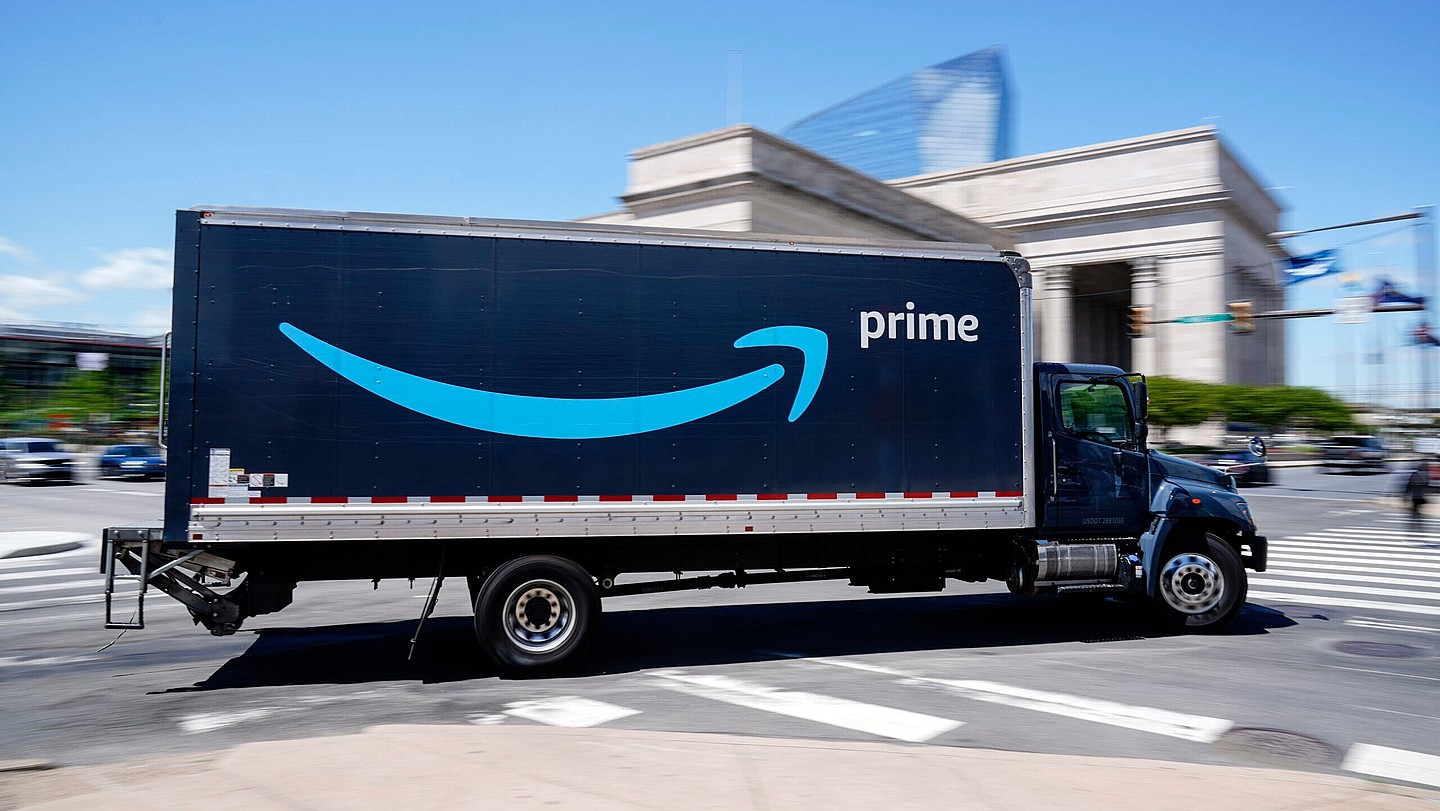 thegrio, Amazon, tariffs, White House