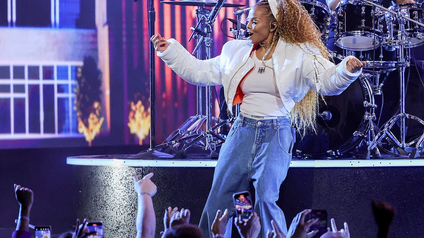 Janet Jackson, American Music Awards, theGrio.com