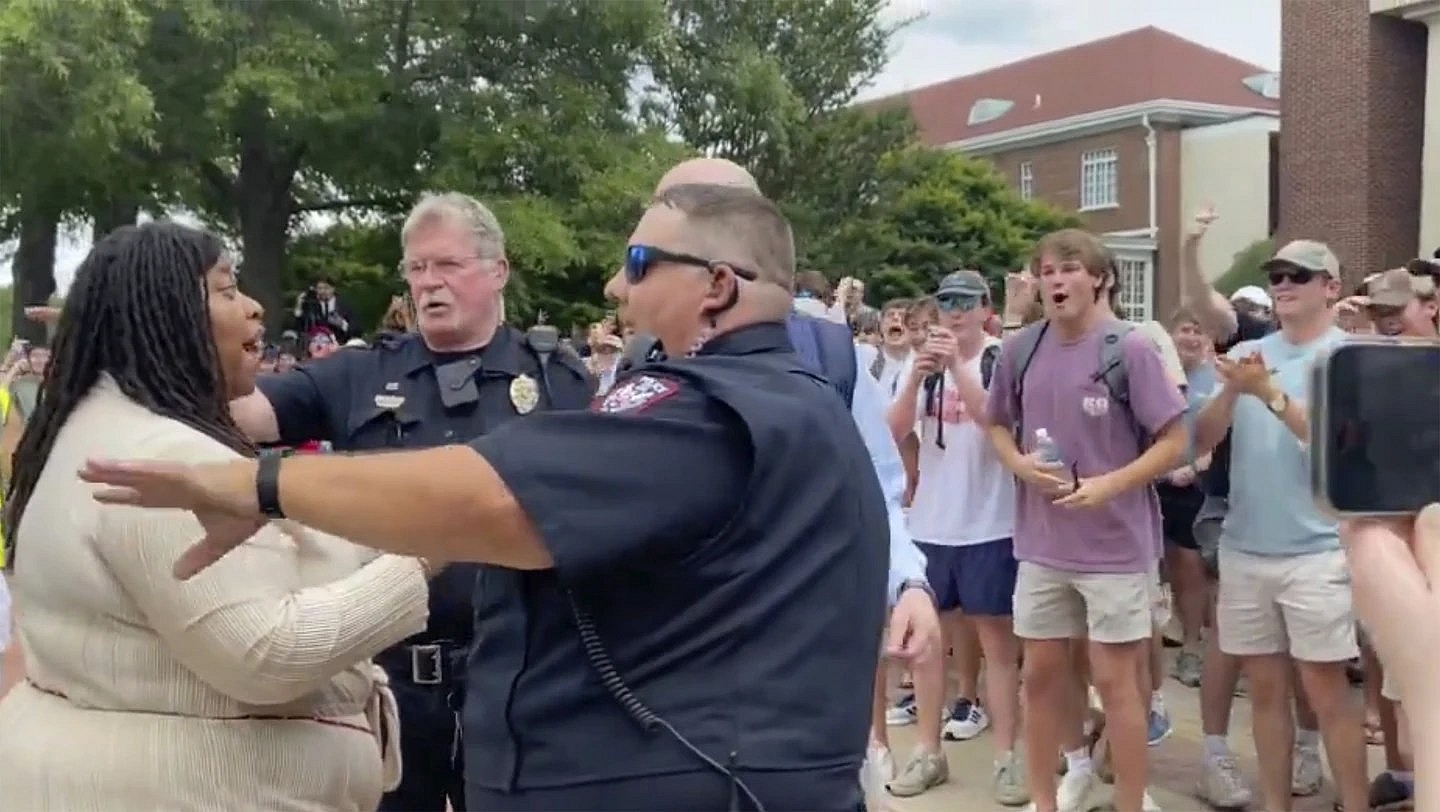 Ole Miss, protest, theGrio.com