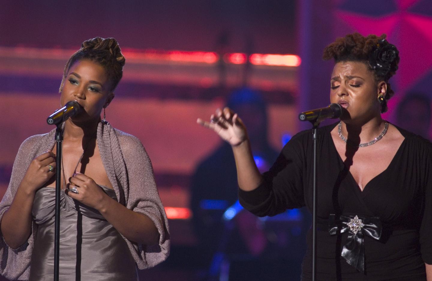 BET "Walk Of Fame" Honors Smokey Robinson - Show