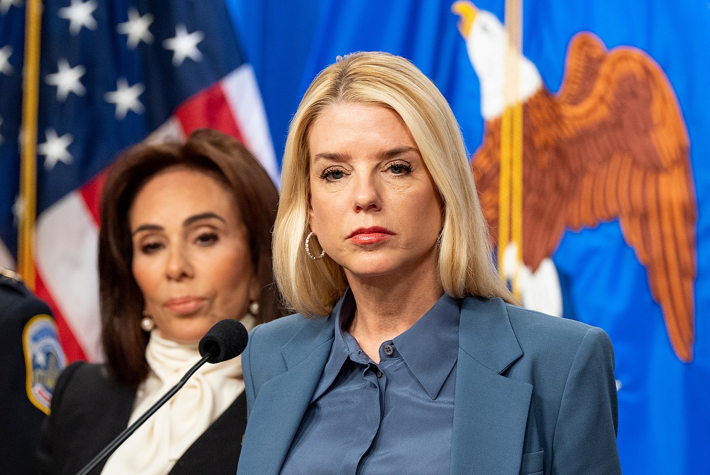 Pam Bondi, Luigi Mangione, Luigi Mangione Trial