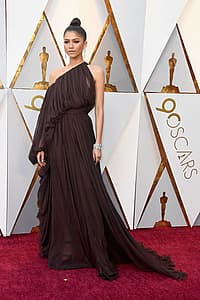 Zendaya thegrio.com 