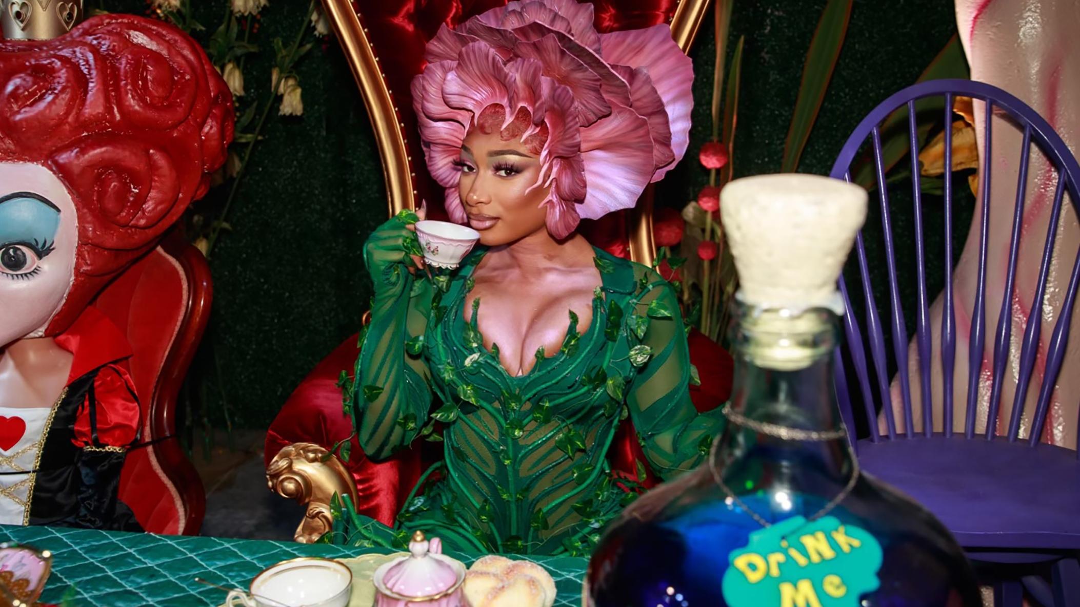 Halloween, Halloween costumes, celebrity Halloween costumes, Black Hollywood, Zoë Kravitz and Channing Tatum, Halle Bailey and DDG, Lori Harvey, Keke Palmer and Leodis, Megan Thee Stallion, cosplay, theGrio.com