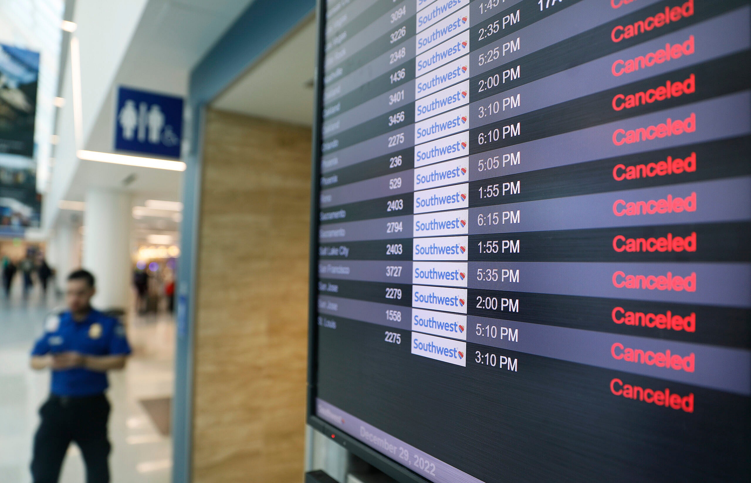 Southwest airlines, canceled flights, Pete Buttigieg, investigation theGrio.com