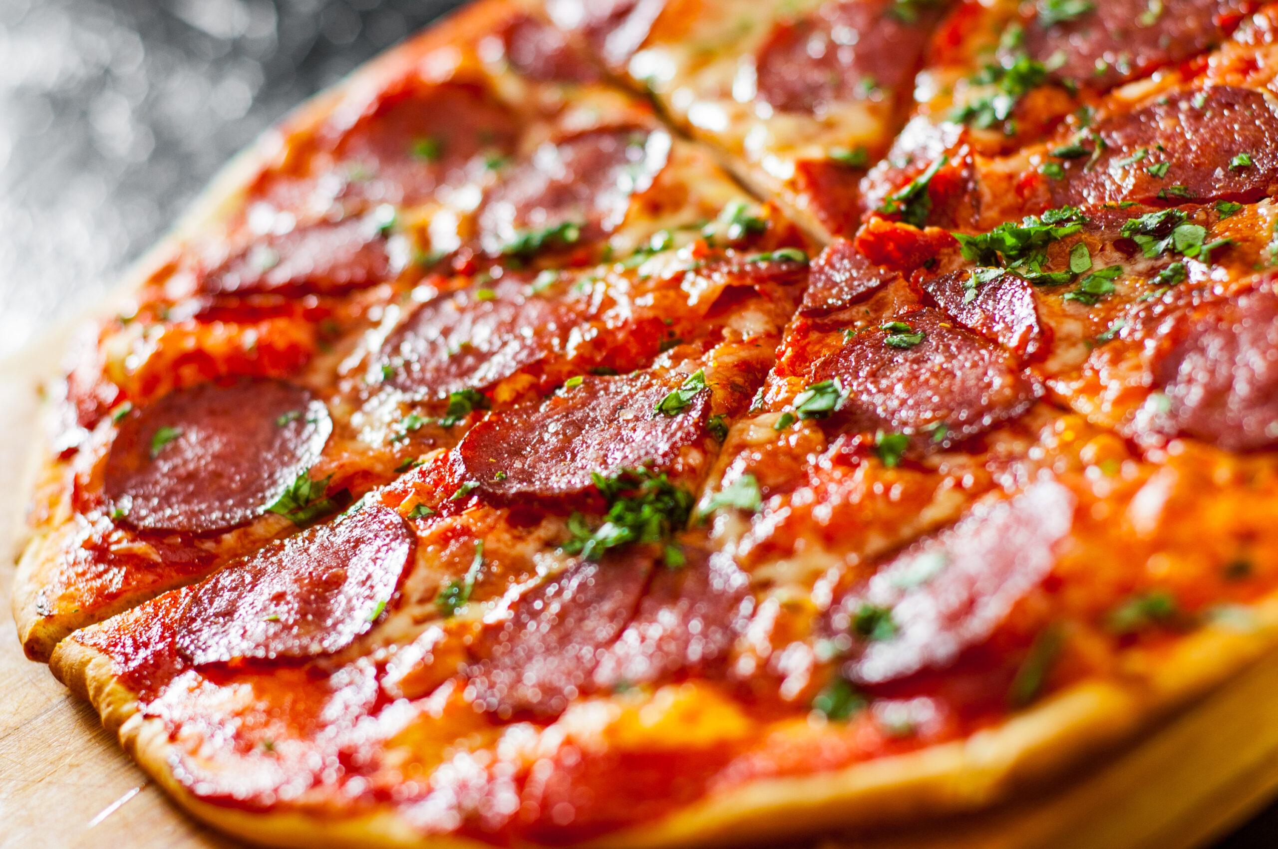 Pizza, pizza-making, pizza recipe, homemade pizza, recipes, foodies, home cooks, how to make pizza, theGrio.com