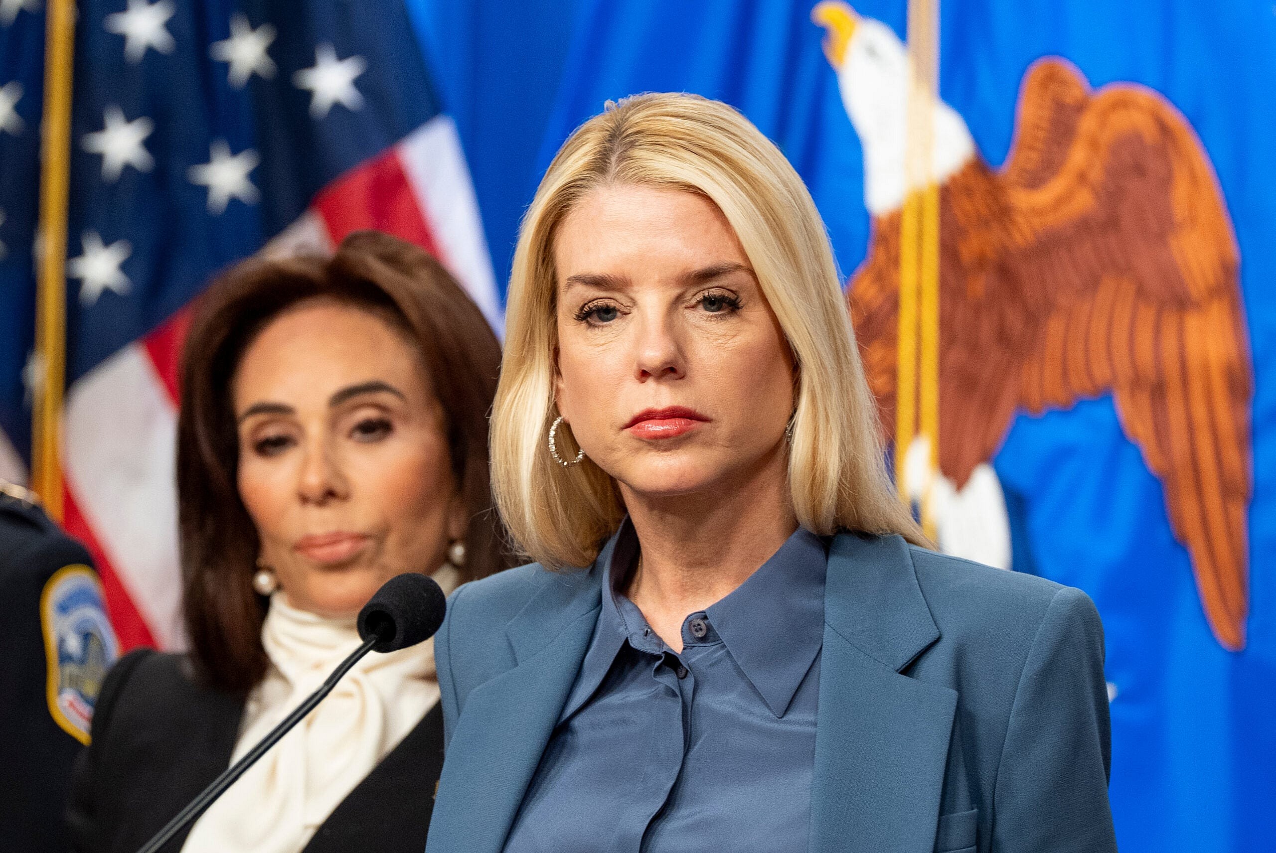 Pam Bondi, Luigi Mangione, Luigi Mangione Trial