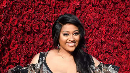 Jazmine Sullivan thegrio.com