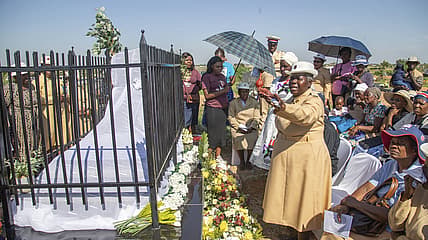 Zimbabwe Christmas Tombstones, Zimbabwe, Zimbabwe holiday traditions, Zimbabwe holiday tombstones, tombstone unveilings Zimbabwe, theGrio.com