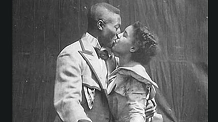 Onscreen Kiss thegrio.com