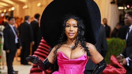 SZA, Drake, SZA and Drake dating, SZA addresses dating rumors, who has SZA dated, who has Drake dated, black celebrity couples, theGrio.com