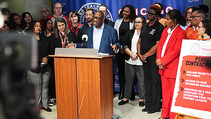 thegrio, chicago public schools, contracts, chicago