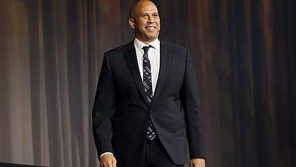 Cory Booker, Alexis Lewis, Cory Booker engaged, Black celebrity engagements, Black celebrity weddings, theGrio.com