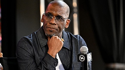 Jamal Bryant, Pastor Jamal Bryant, Pastor Jamal Bryant food donation, Pastor Jamal Bryant tithes theGrio.com