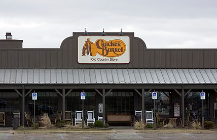 Cracker Barrel noose eatery thegrio.com