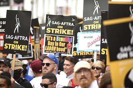 the jennifer hudson show -- writers strike