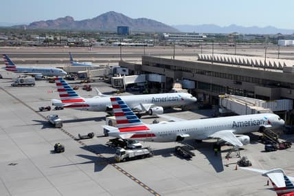 holiday travel, american airlines, thegrio.com