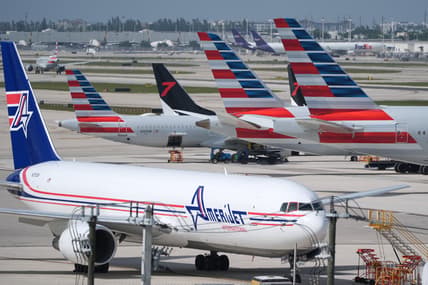 Airlines, Government Shutdown, Flight Cancellations,