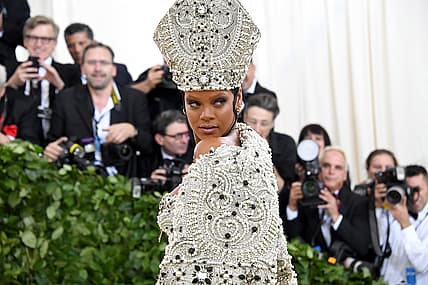 Rihanna thegrio.com
