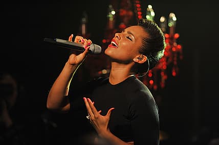 Alicia Keys theGrio.com