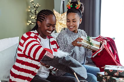 Fashion gift guide black-owned fashion theGrio.com