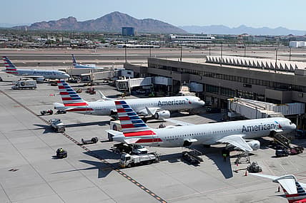 holiday travel, american airlines, thegrio.com