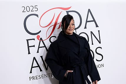 Rihanna, Rihanna new music, Rihanna new music hint, Rihanna new music tease, Rihanna new album, Rihanna R9