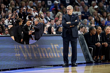 Geno Auriemma, Dawn Staley