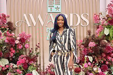 Muni Long Lupus, does muni long have lupus, Muni Long Lupus pain, Lupus Black women theGrio.com