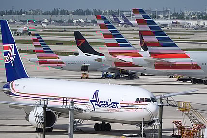 Airlines, Government Shutdown, Flight Cancellations,