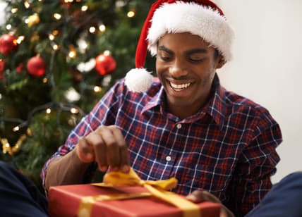 holiday gifts for men Gifts for him Holiday theGrio.com