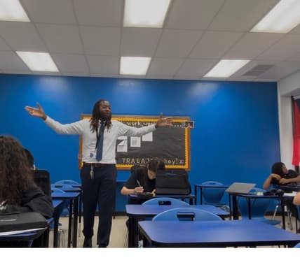 Khary Golden, Khary Golden Teach For America, Khary Golden Teach For America Feature, Black Male Teachers, Black Male Educators