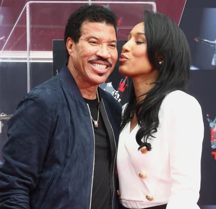 Lionel Richie and Lisa Parigi thegrio.com