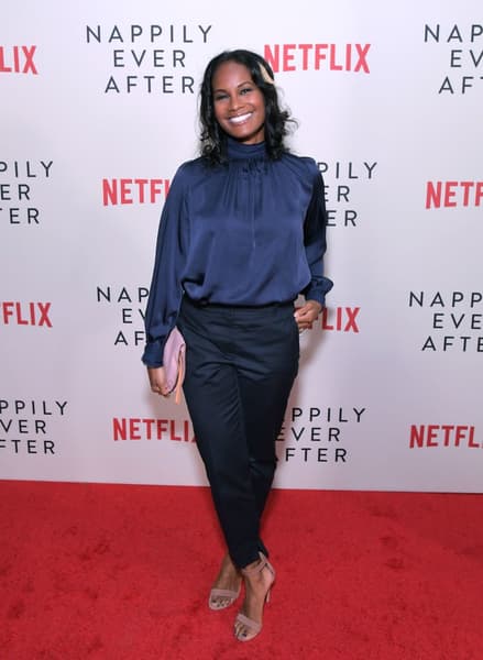 Robinne Lee
