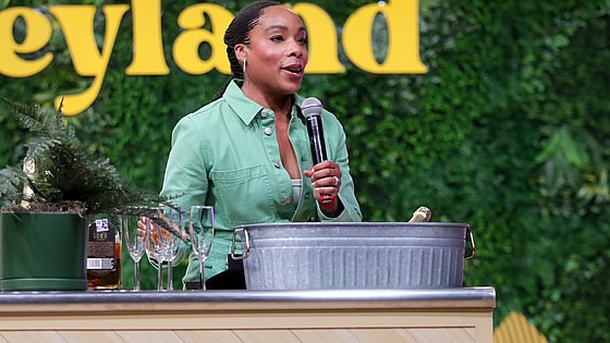 Fawn Weaver, Fawn Weaver backlash, Fawn Weaver classmate, Fawn Weaver classmate video, Fawn Weaver backlash response theGrio.com