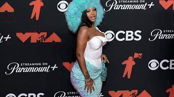 Summer Walker, Summer Walker plastic surgery, Summer Walker rib removal theGrio.com