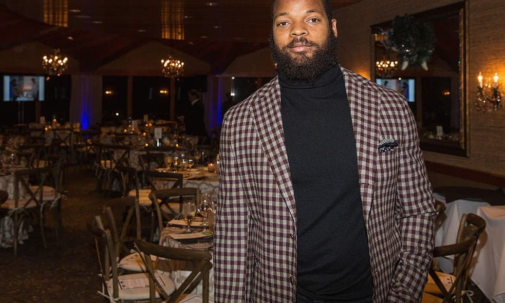 Michael Bennett