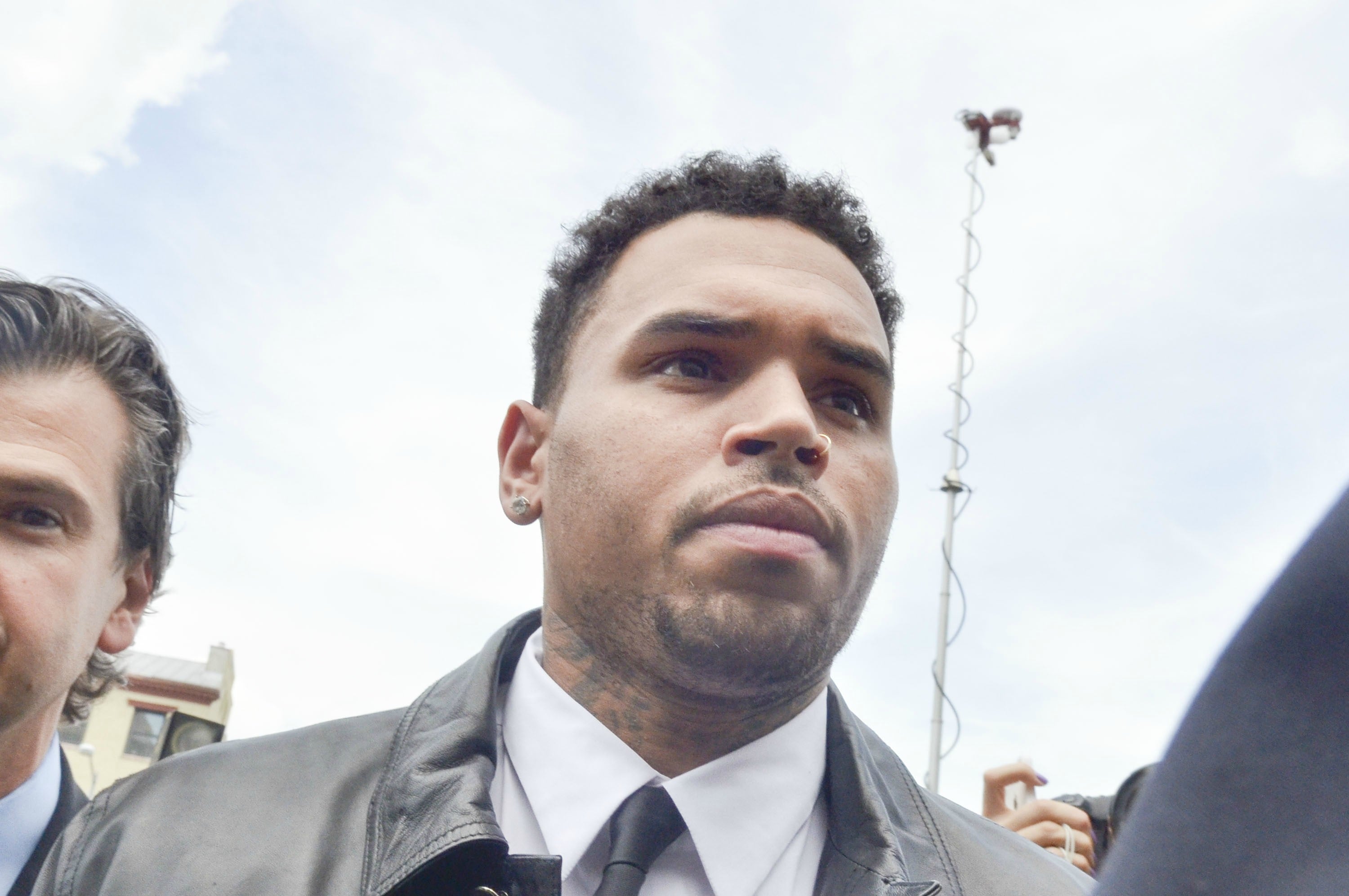 Petition Seeks To Have RCA Drop Chris Brown After Photo Emerges