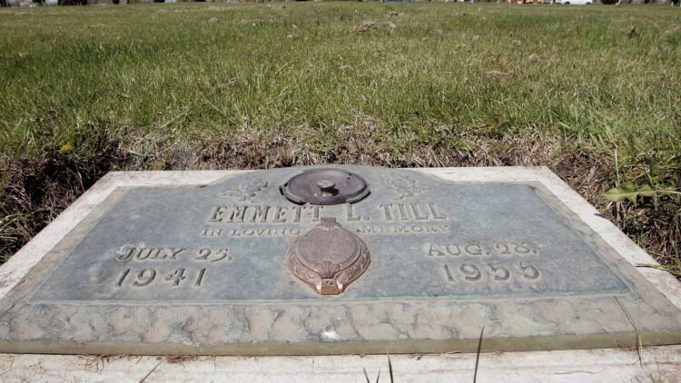 Ole Miss Students Who Posed With Guns In Front Of Emmett Till Sign   Emmett Till Memorial Sign Vandalized TheGrio 2 750x422 